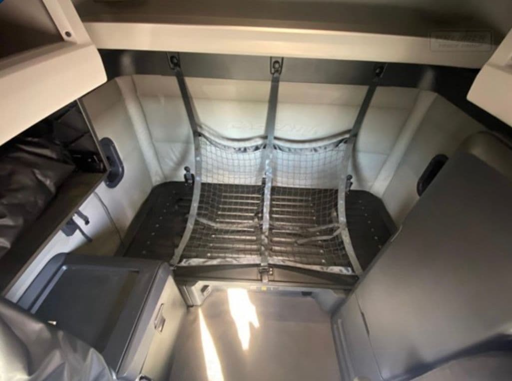 Freightliner Cascadia 126 thumbnail 13