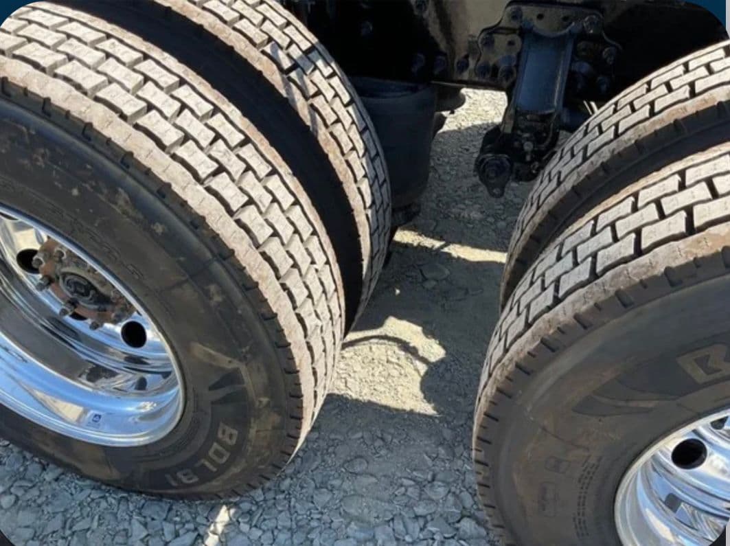 Volvo VNL64T760 thumbnail 14