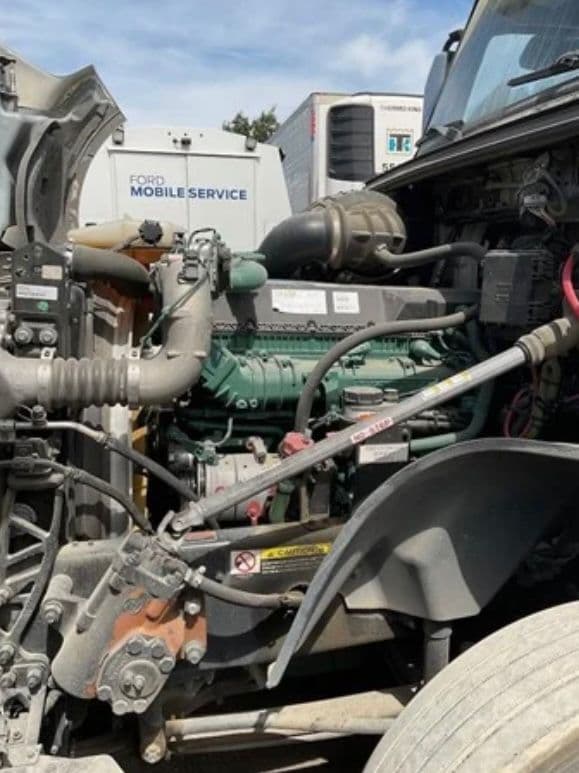 Volvo VNL64T760 thumbnail 17