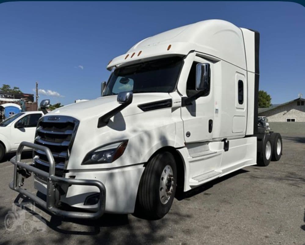 Freightliner Cascadia 126