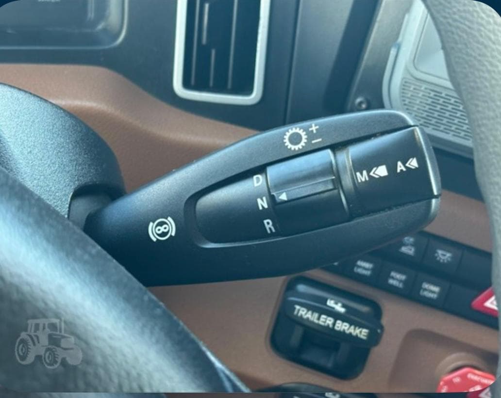 Freightliner Cascadia 126 thumbnail 19