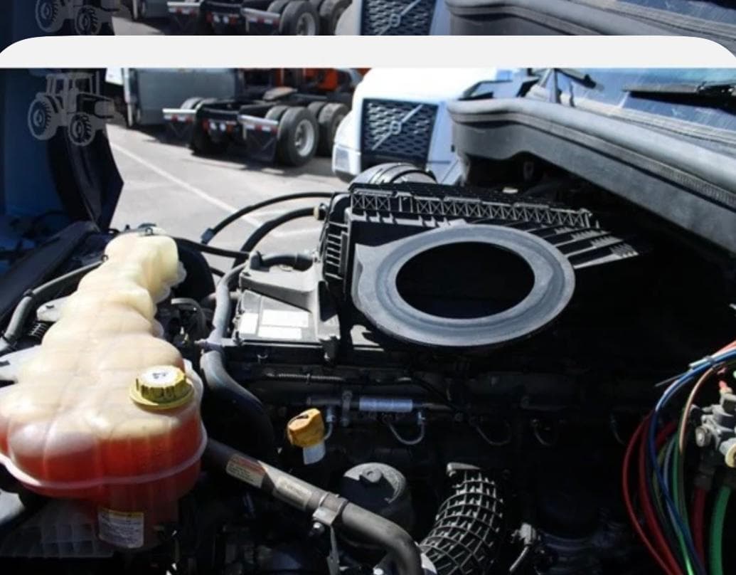 Freightliner Cascadia 126 thumbnail 10