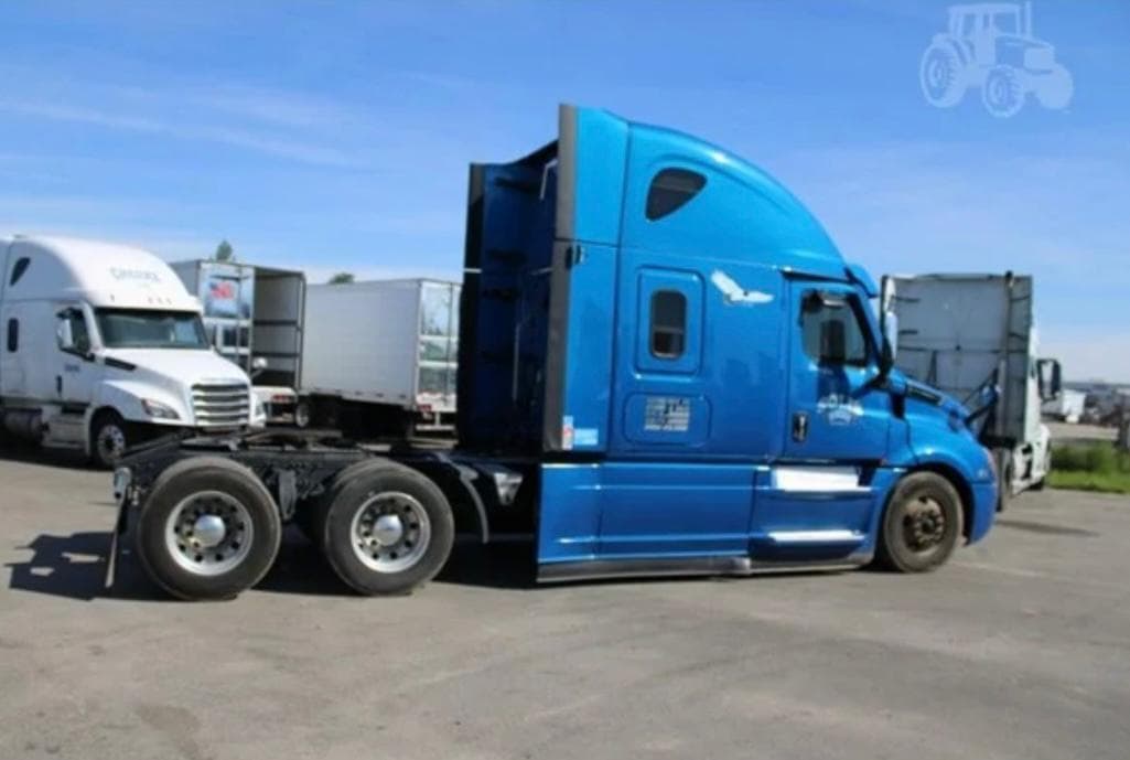 Freightliner Cascadia 126 thumbnail 14