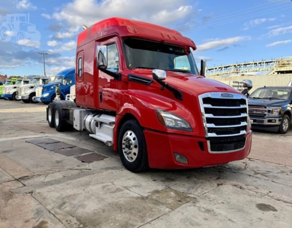 Freightliner Cascadia 126 Mid Roof thumbnail 18